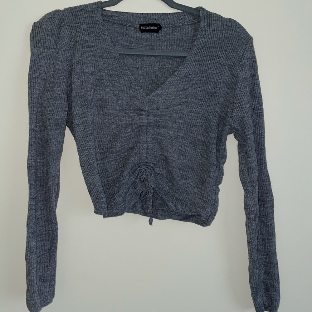 Gray knitted crop sweater